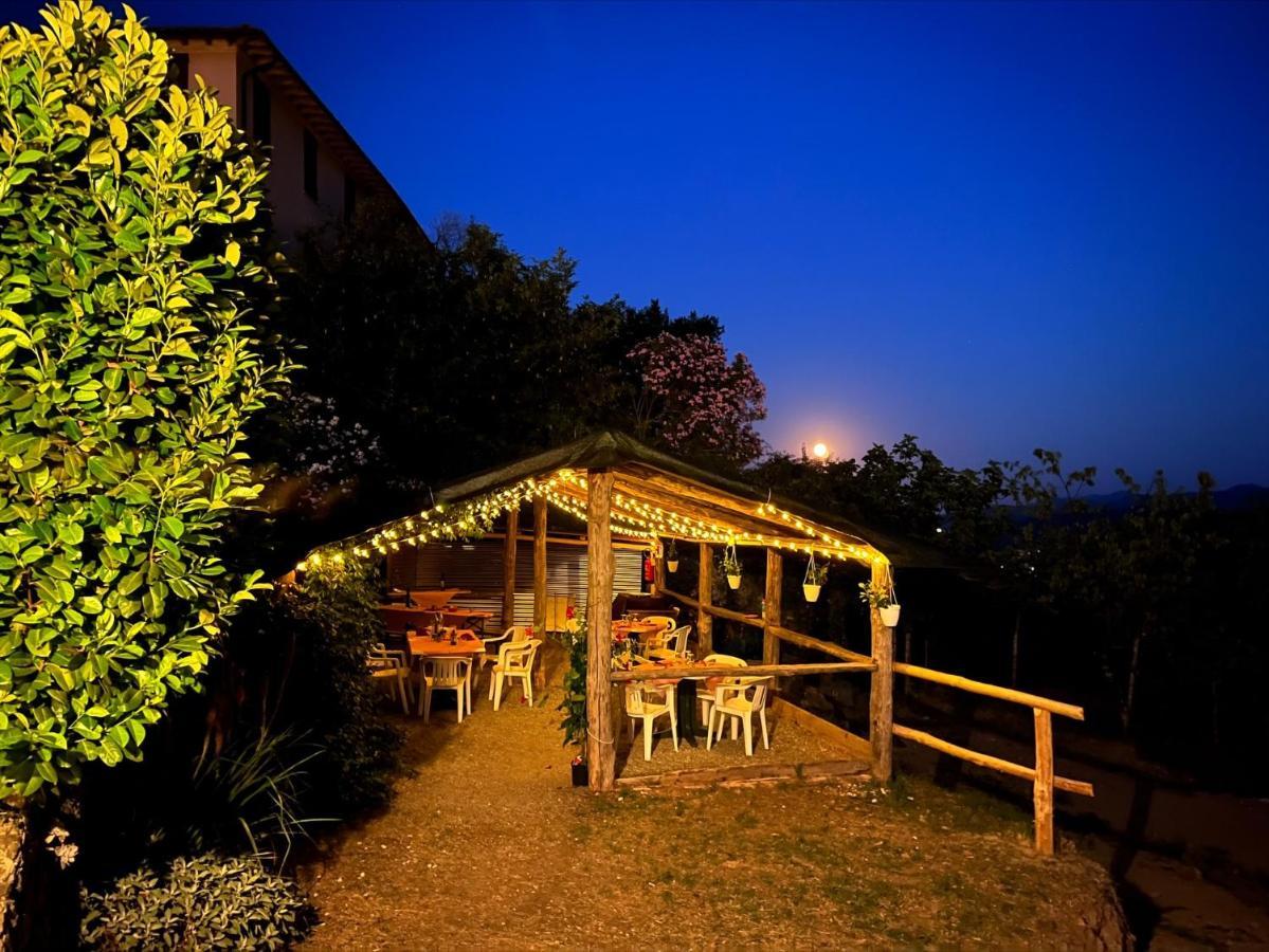 Locanda Agrogallo Carro Zewnętrze zdjęcie